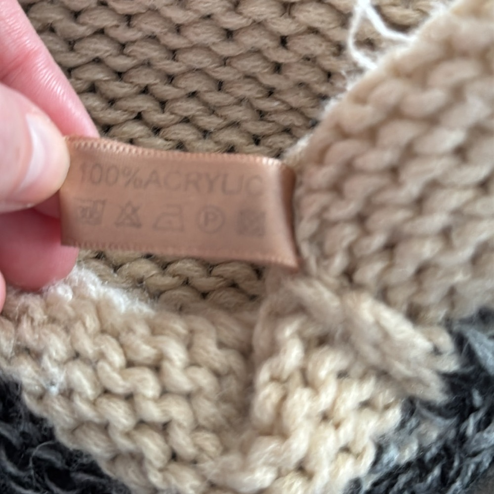 Cozy Knit Infinity Scarf - Picture 3 of 3